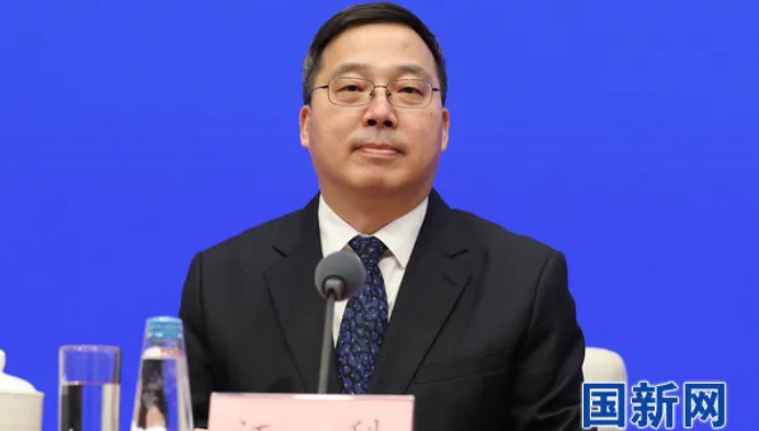 民法典明確多數(shù)業(yè)主同意即可,住建部:推動老舊小區(qū)加裝電梯,探索“物業(yè)+養(yǎng)老”新模式(圖1) 民法典明確多數(shù)業(yè)主同意即可,住建部:推動老舊小區(qū)加裝電梯,探索“物業(yè)+養(yǎng)老”新模式(圖1)