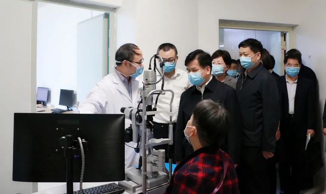 國(guó)家民政部李紀(jì)恒部長(zhǎng)一行蒞臨福州市國(guó)德老年康養(yǎng)中心視察(圖12) 國(guó)家民政部李紀(jì)恒部長(zhǎng)一行蒞臨福州市國(guó)德老年康養(yǎng)中心視察(圖12)