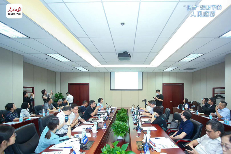 2.64億老人如何養(yǎng)老?居家養(yǎng)老才是最大市場(chǎng)(圖1) 2.64億老人如何養(yǎng)老?居家養(yǎng)老才是最大市場(chǎng)(圖1)